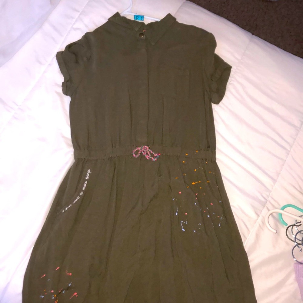 I do not need or want this dress anymore